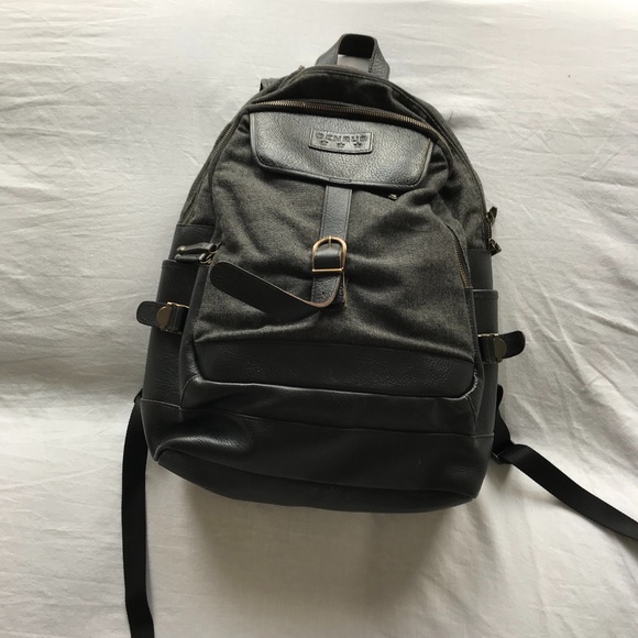 Benrus Other - Benrus Backpack Black Canvas w/Leather Accents